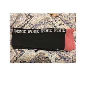 Pink Victoria’s Secret yoga pants
